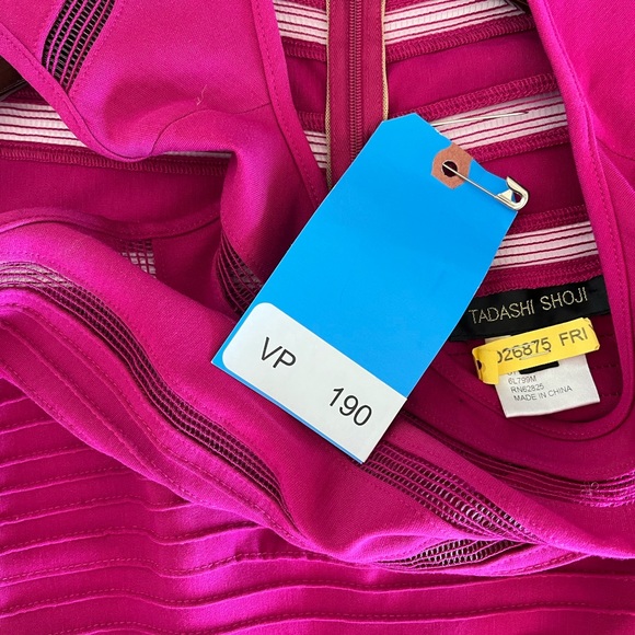 Tadashi Shoji stretch midi cocktail dress in fuchsia - Picture 5 of 5